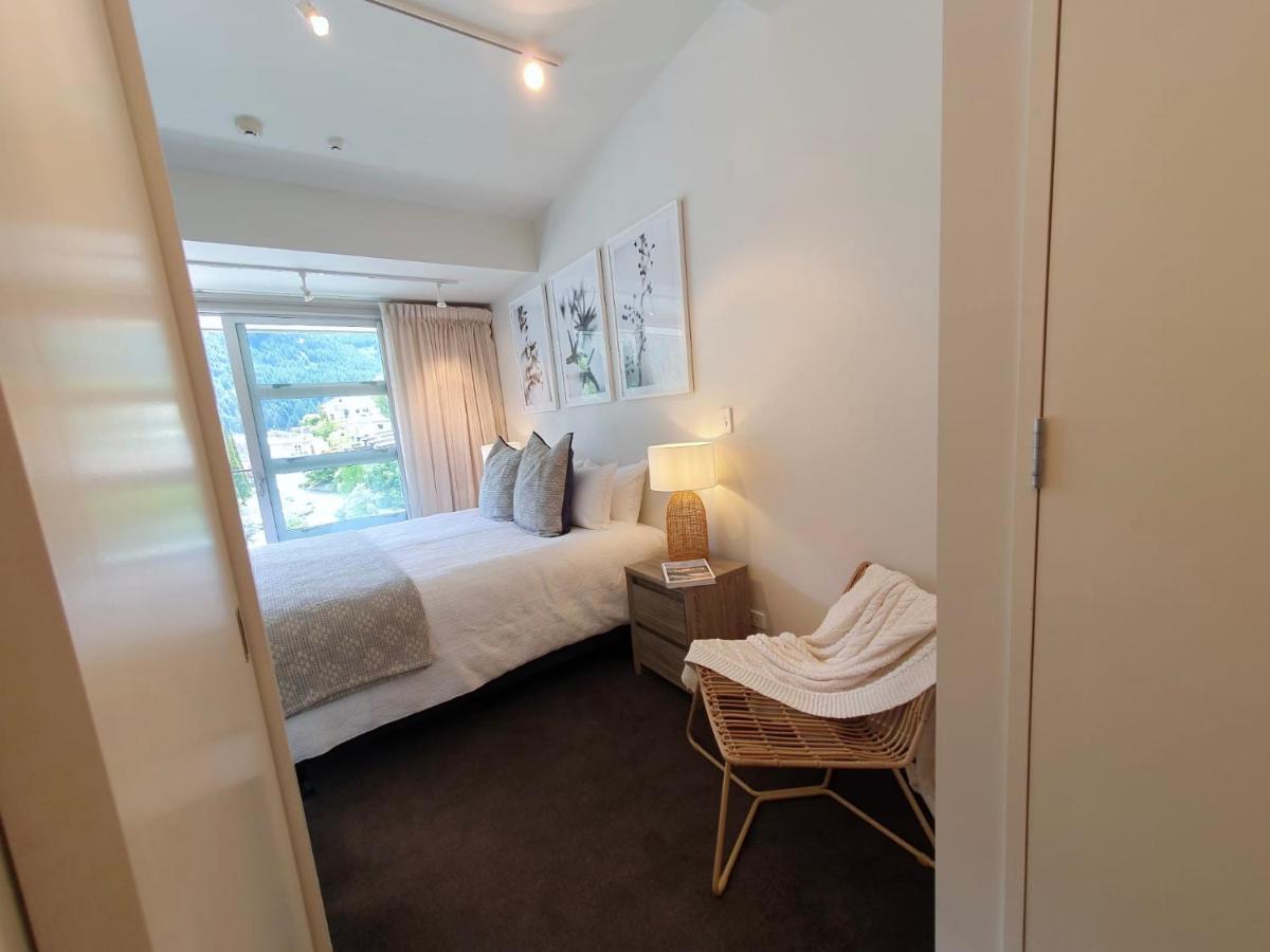 Stylish Haven Luxury Interiors In Prime Location Daire Queenstown Dış mekan fotoğraf