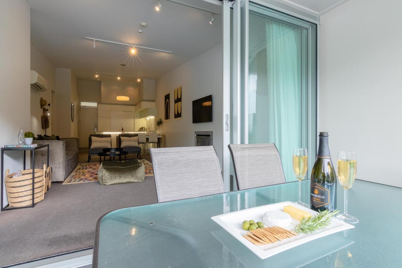 Stylish Haven Luxury Interiors In Prime Location Daire Queenstown Dış mekan fotoğraf