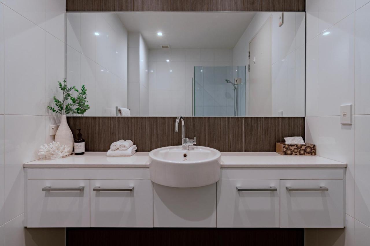 Stylish Haven Luxury Interiors In Prime Location Daire Queenstown Dış mekan fotoğraf