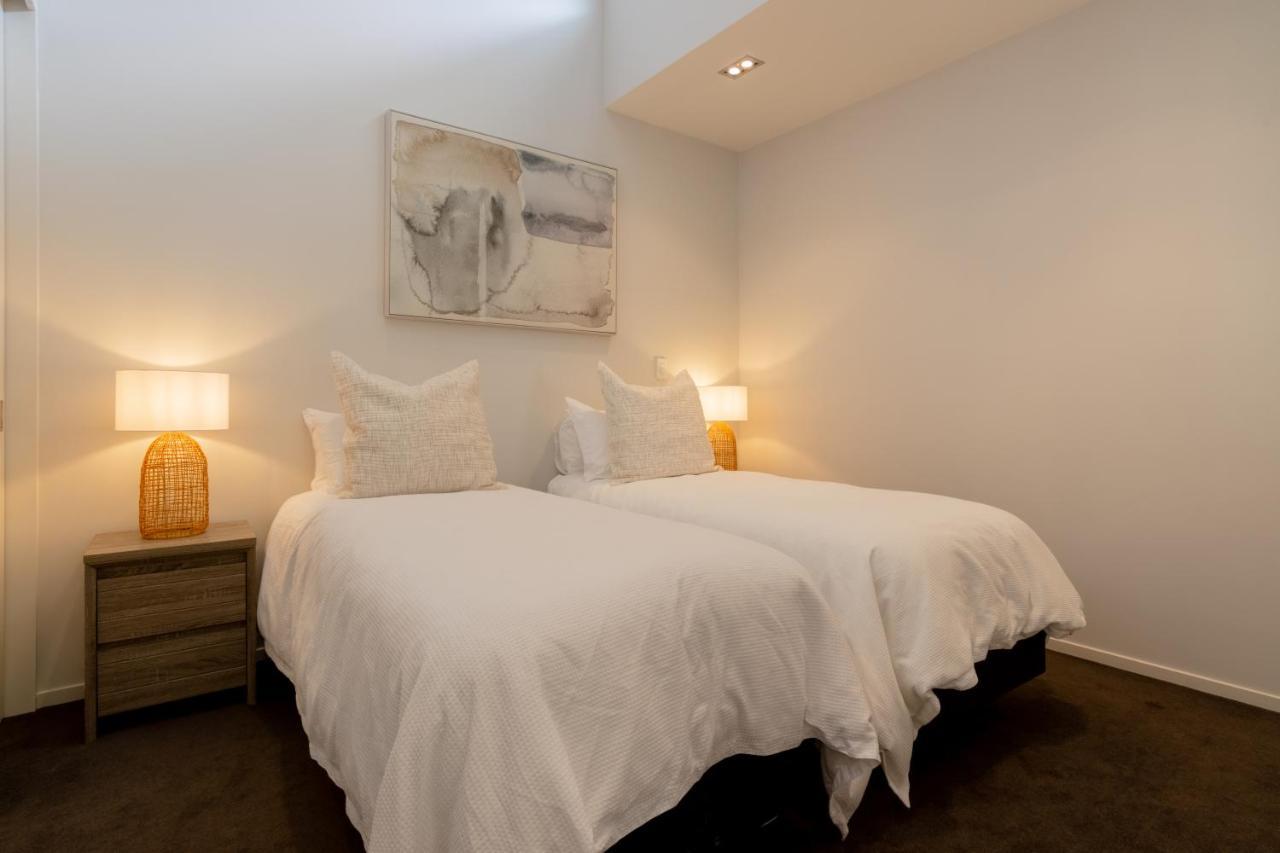 Stylish Haven Luxury Interiors In Prime Location Daire Queenstown Dış mekan fotoğraf