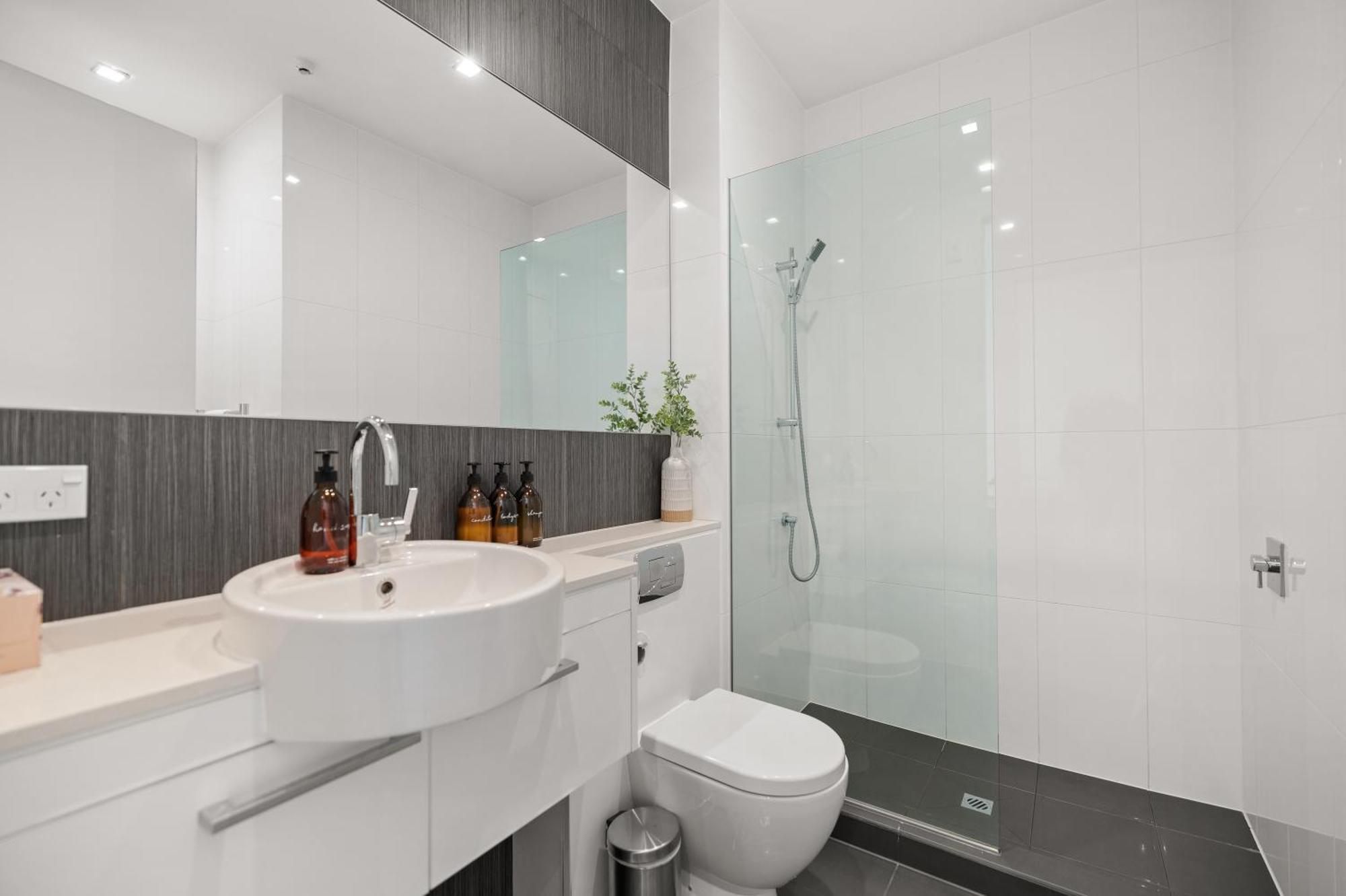 Stylish Haven Luxury Interiors In Prime Location Daire Queenstown Dış mekan fotoğraf